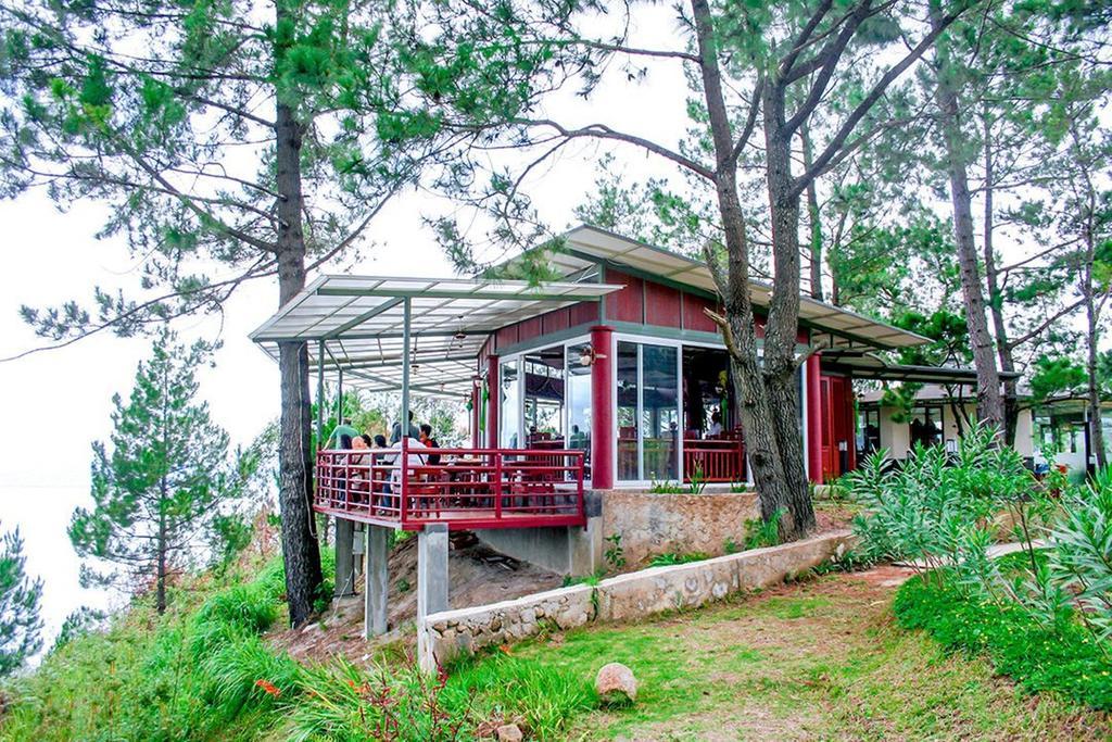 Taman Simalem Resort Tongging Exterior photo