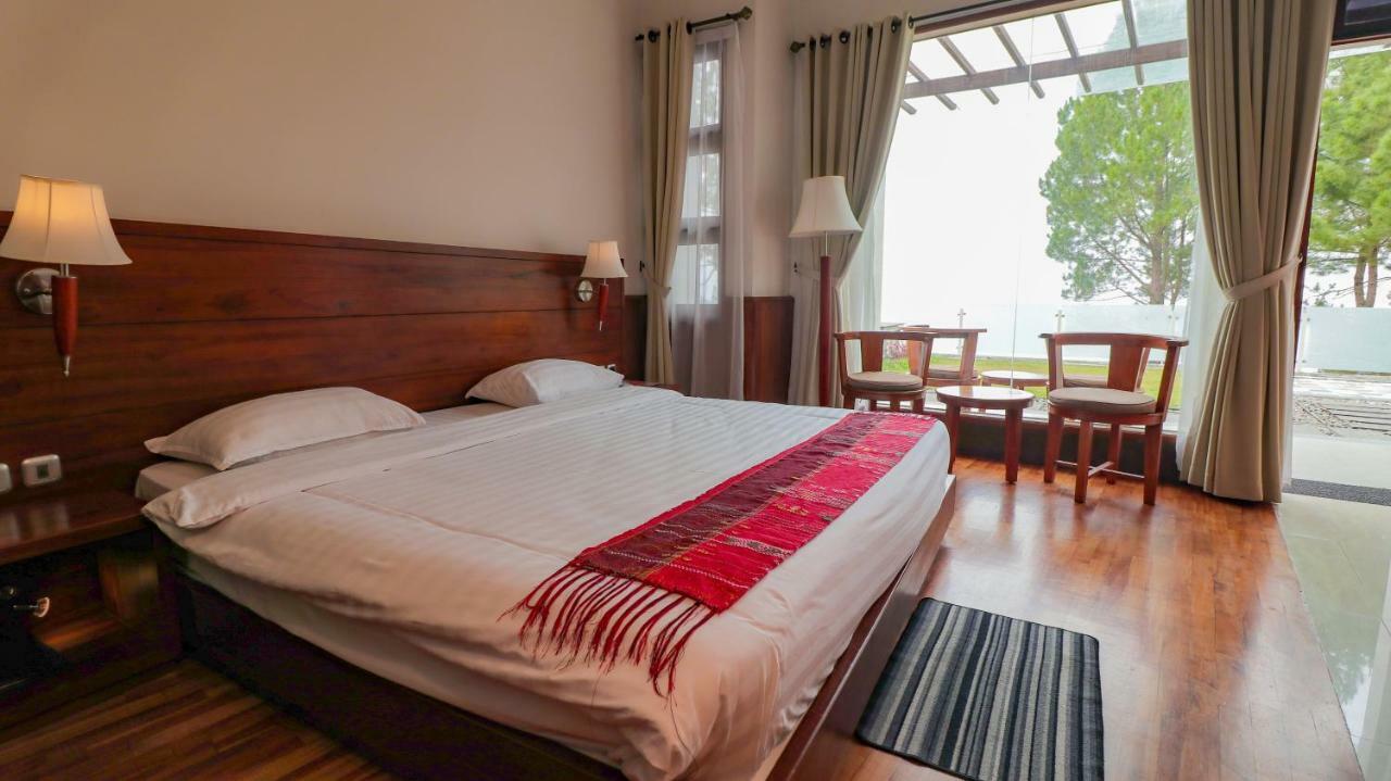Taman Simalem Resort Tongging Exterior photo